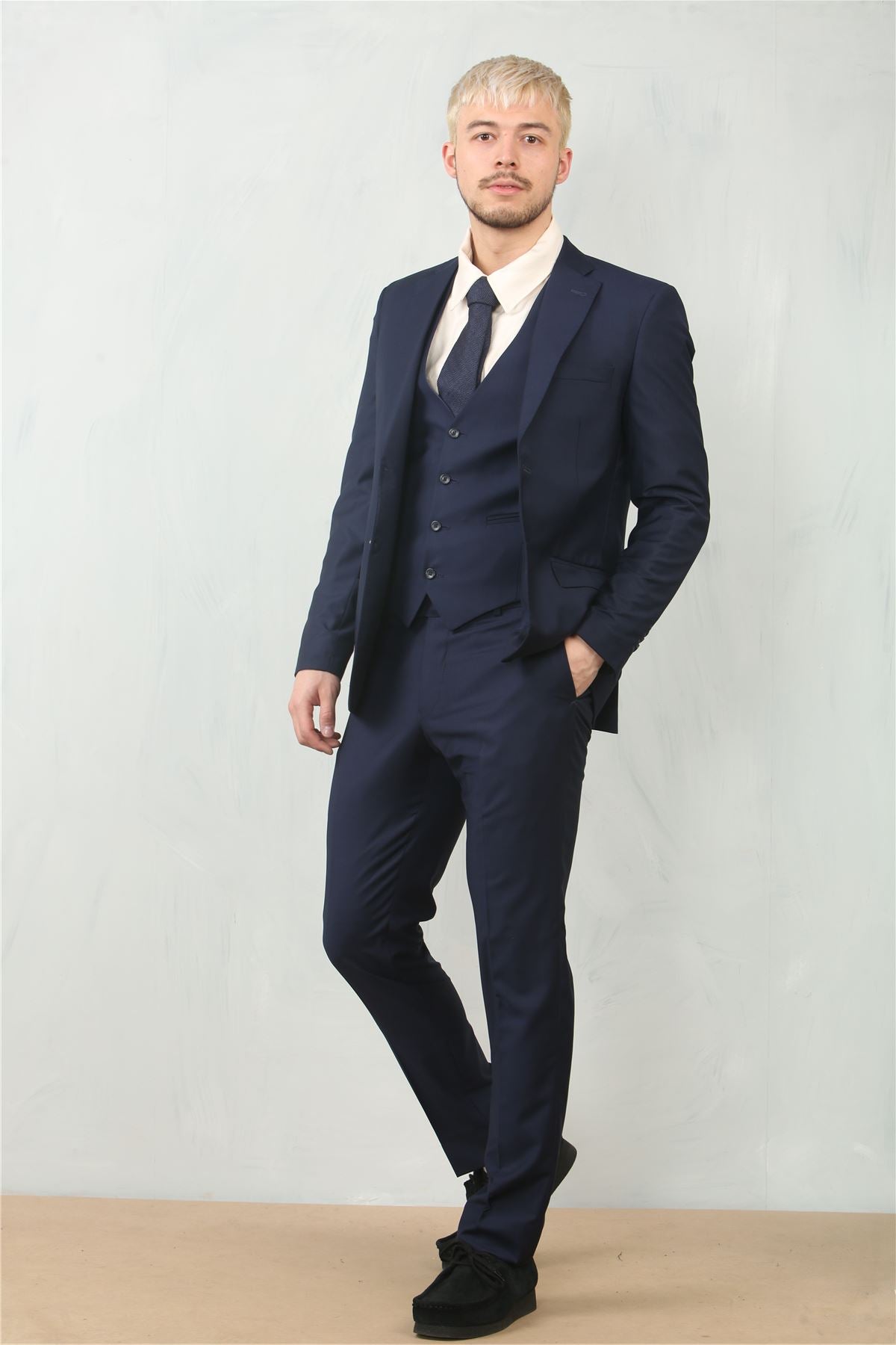 IM30 - Men's Navy 3 Piece Stitch Lapel Formal Suit