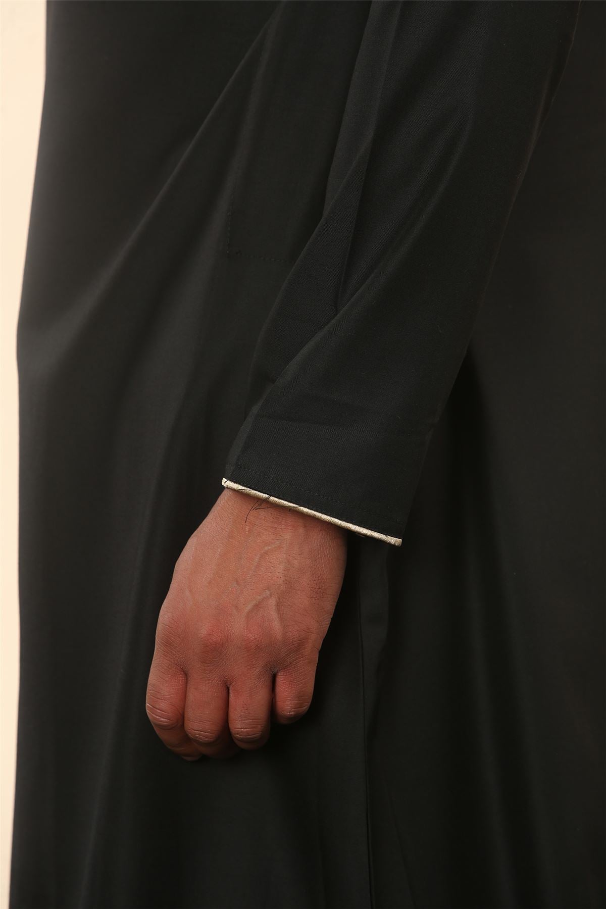 Men's Thobe Emirati Omani Jubba Islamic Clothing Muslim Kaftan Eid Robe Arab Gold Tassel Embroidery