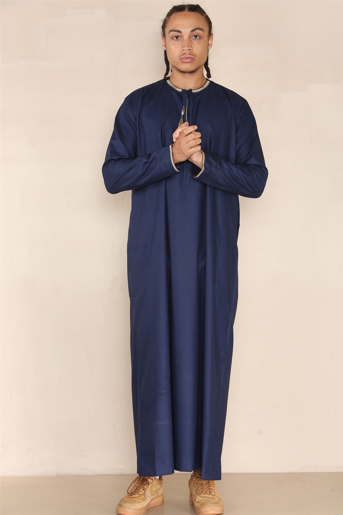 Mens Emirati Omani Thobe Jubba Islamic Clothing Muslim Kaftan Eid Robe Arab String Tassel
