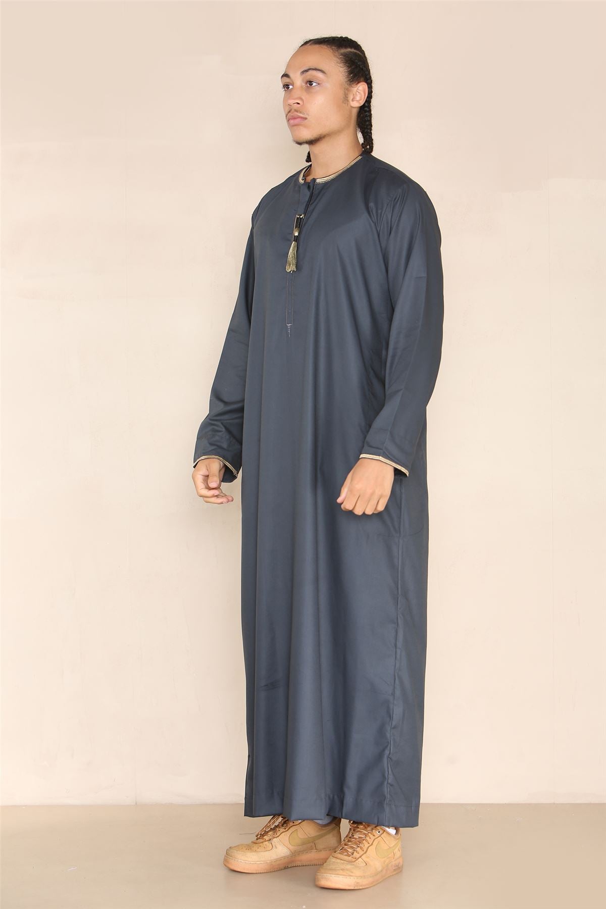 Mens Emirati Omani Thobe Jubba Islamic Clothing Muslim Kaftan Eid Robe Arab String Tassel