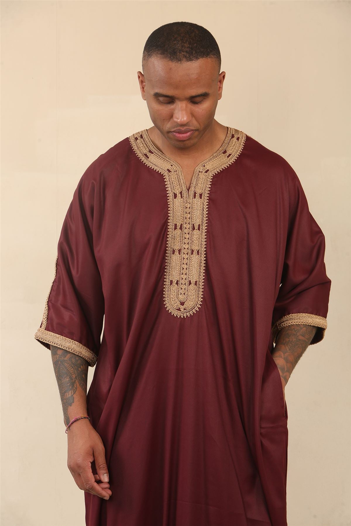 Men's Marron Moroccan Thobe Short Sleeve Gandoura Gold Embroidery Kaftan