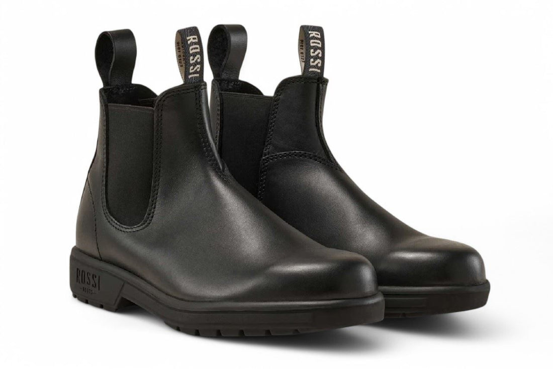 Endura 301 - Black Leather Chelsea Boots