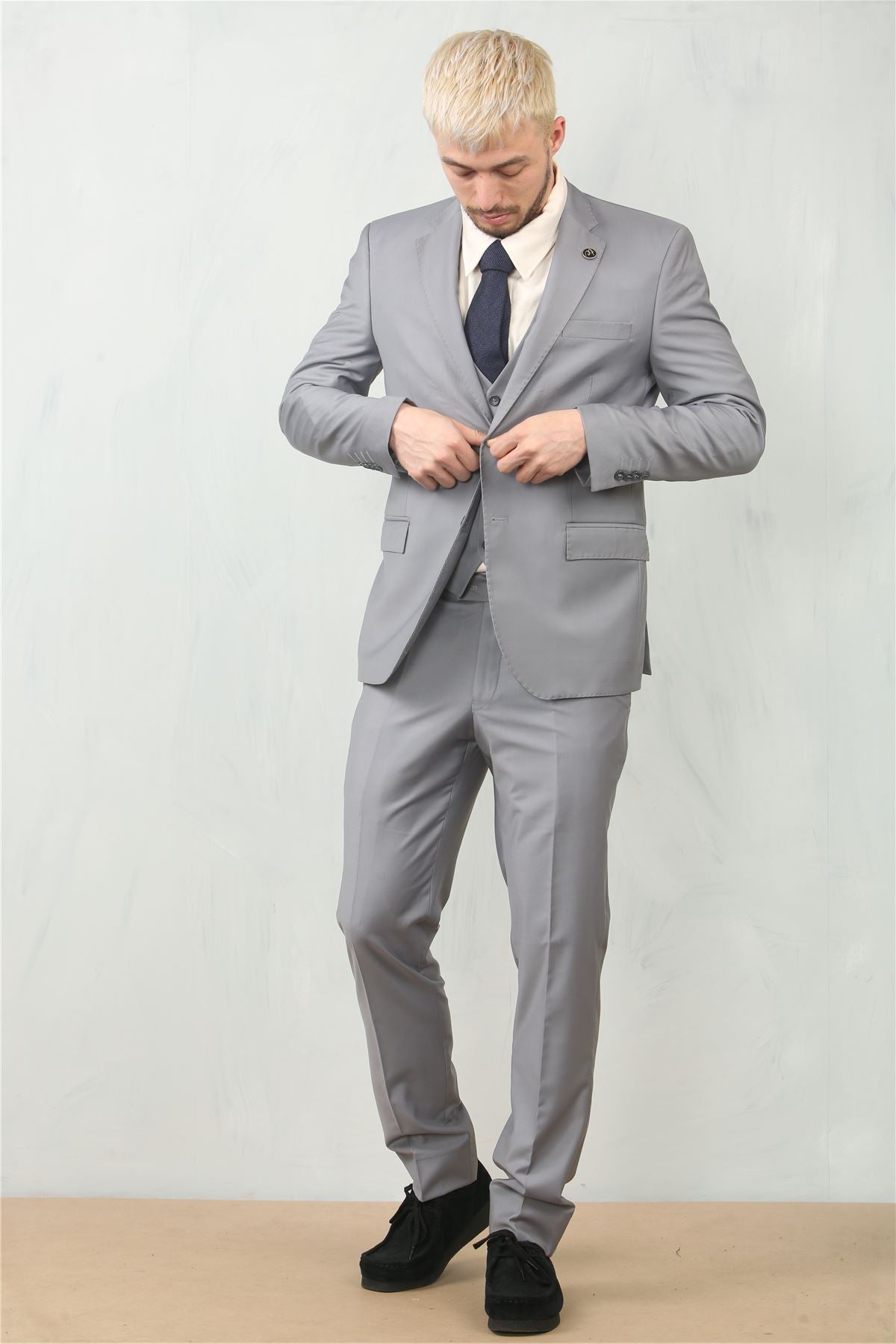 IM30 - Men's Grey 3 Piece Stitch Lapel Formal Suit