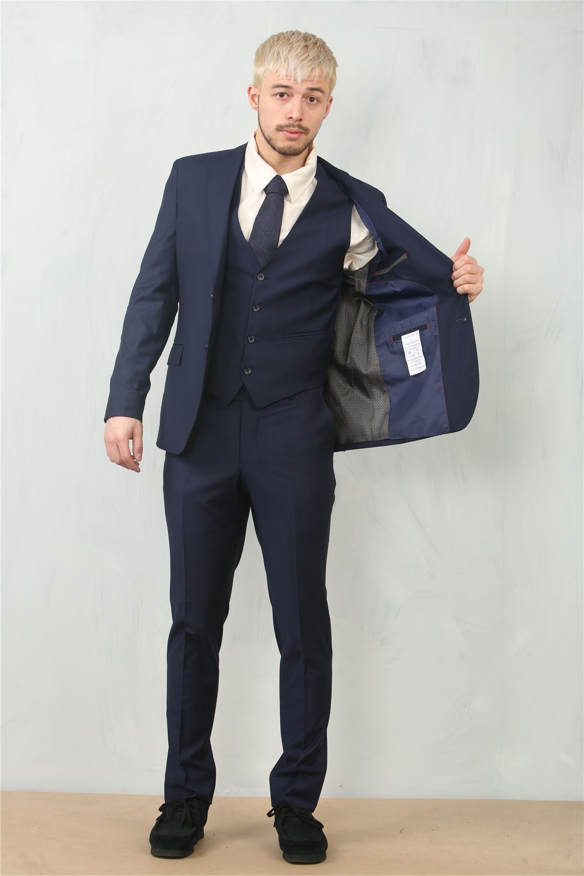 IM30 - Men's Navy 3 Piece Stitch Lapel Formal Suit