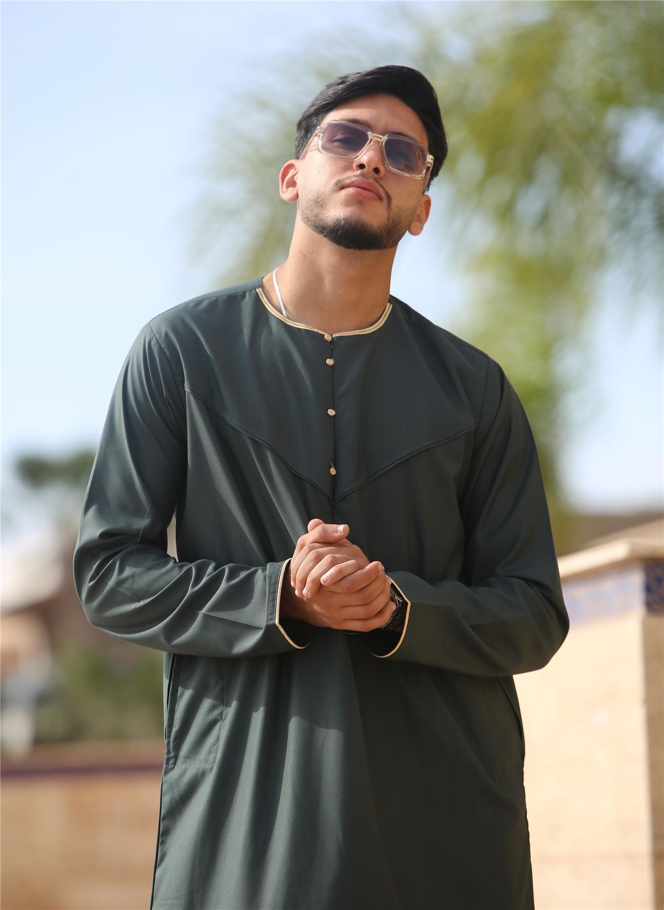 Men's Thobe Emirati Omani Jubba Islamic Clothing Muslim Kaftan Eid Robe Arab Gold Embroidery