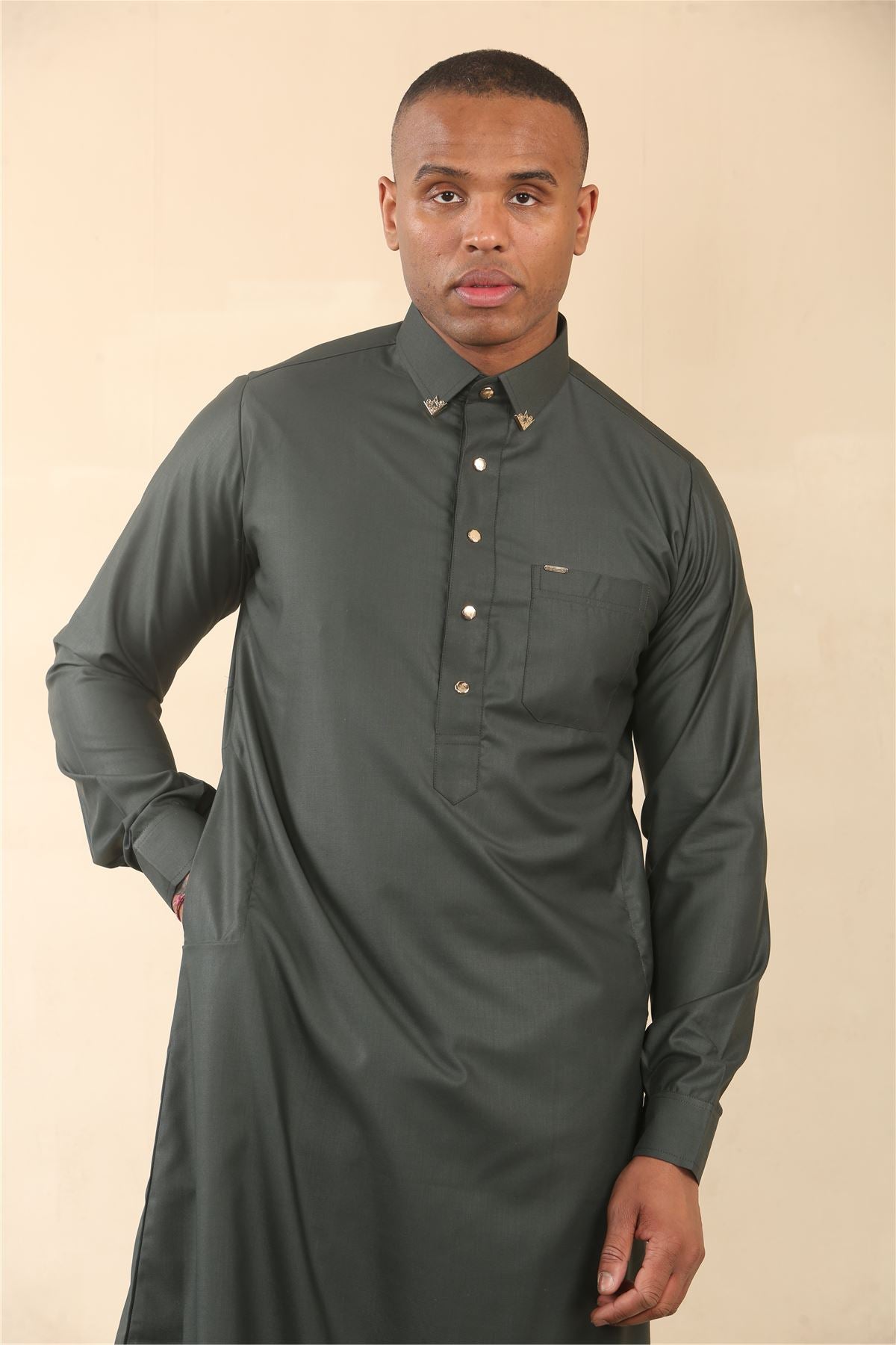 TT-004 - Men's Saudi Emirati Thobe Classic Shirt Collar