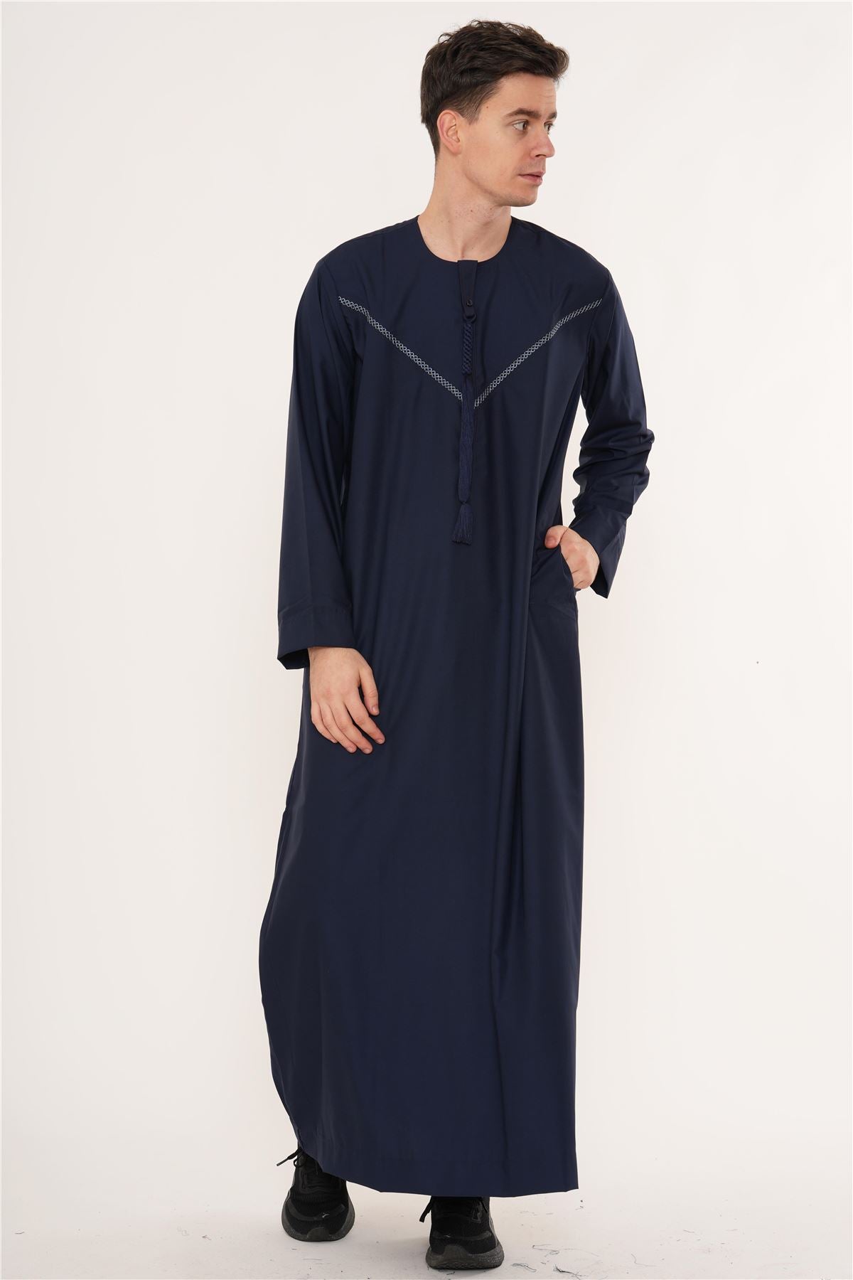 HM10 - Men's  Emirati Omani Zipped Embroidery Thobe