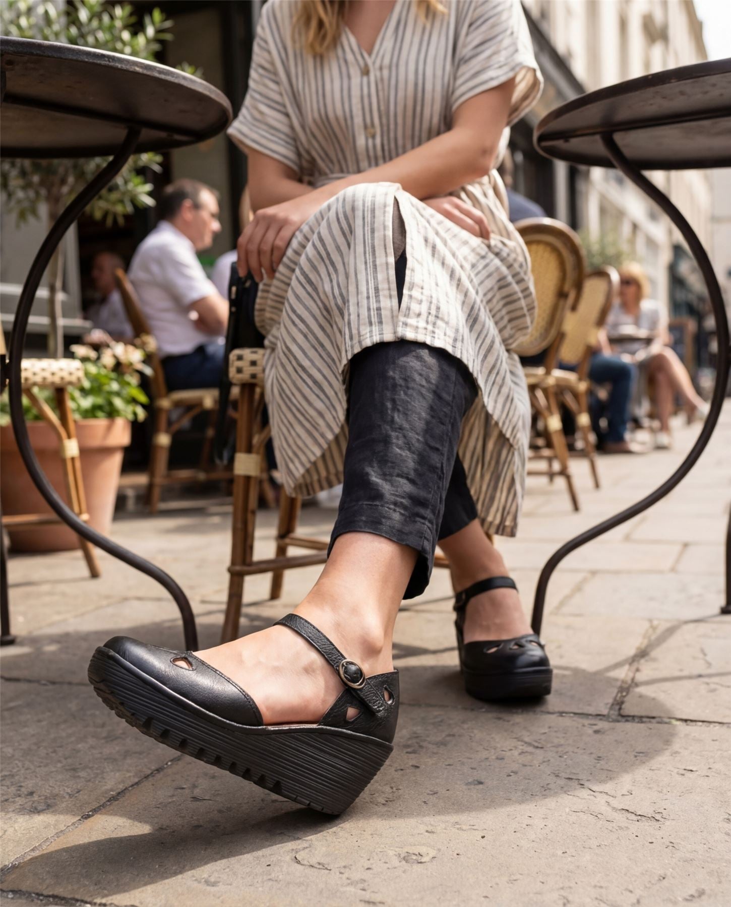 YUNA - Women’s Black Leather Wedge Sandals