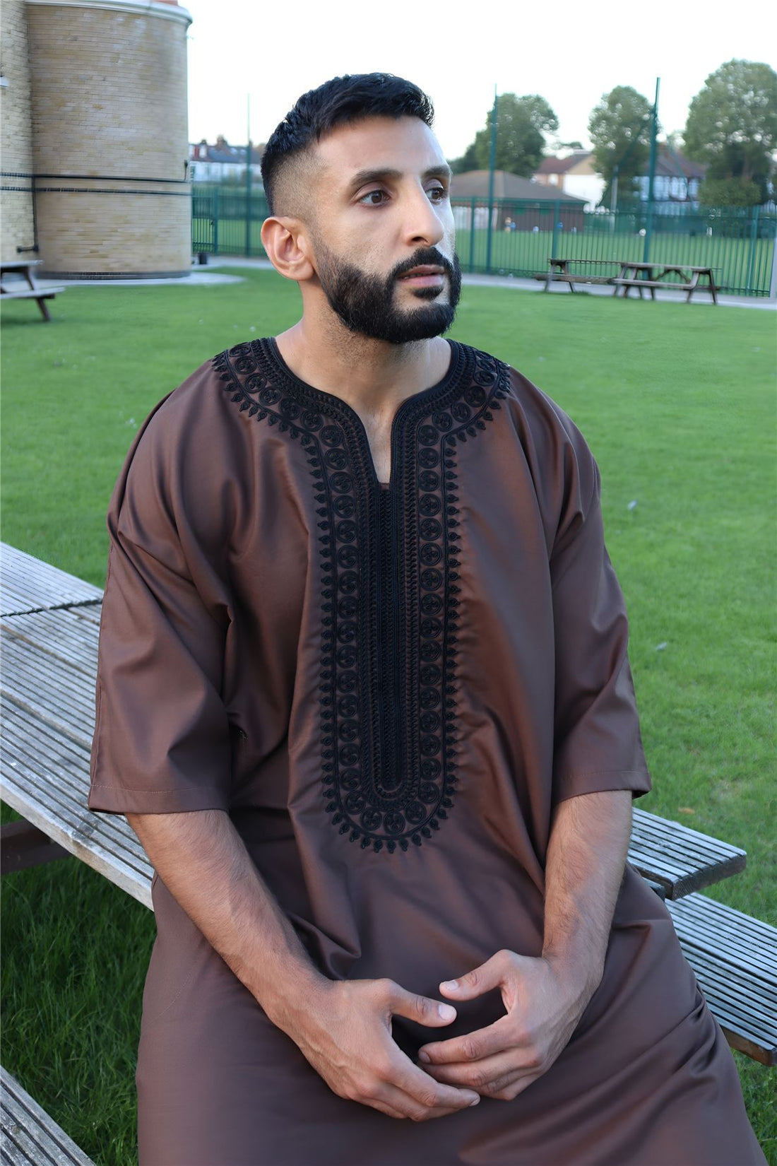 Mens Morrocan Thobe Jubba Islamic Clothing Kaftan Dubai Arabic Robe Half Short Sleeve