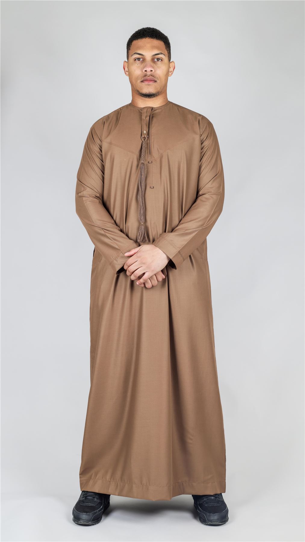 Men's Thobe Emirati Omani Jubba Islamic Clothing Muslim Kaftan Eid Robe Arab String Tassel