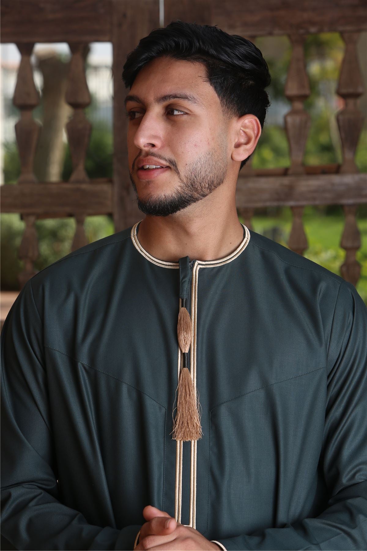 Men's Thobe Emirati Omani Jubba Islamic Clothing Muslim Kaftan Eid Robe Arab Gold Tassel Embroidery