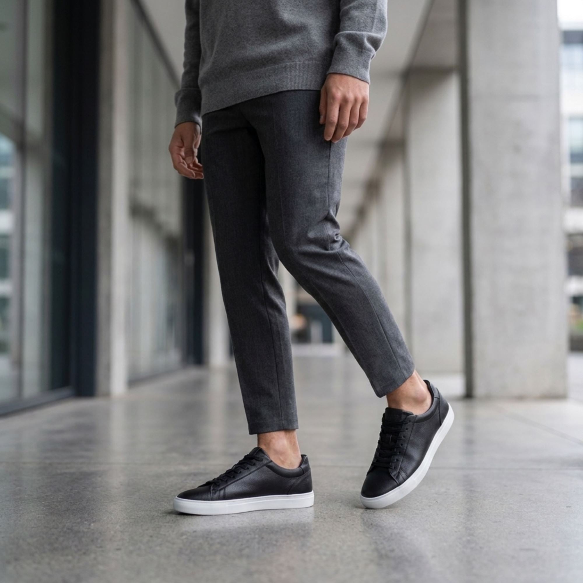 Men’s Black Leather Trainer Lace-Up Casual Sneakers