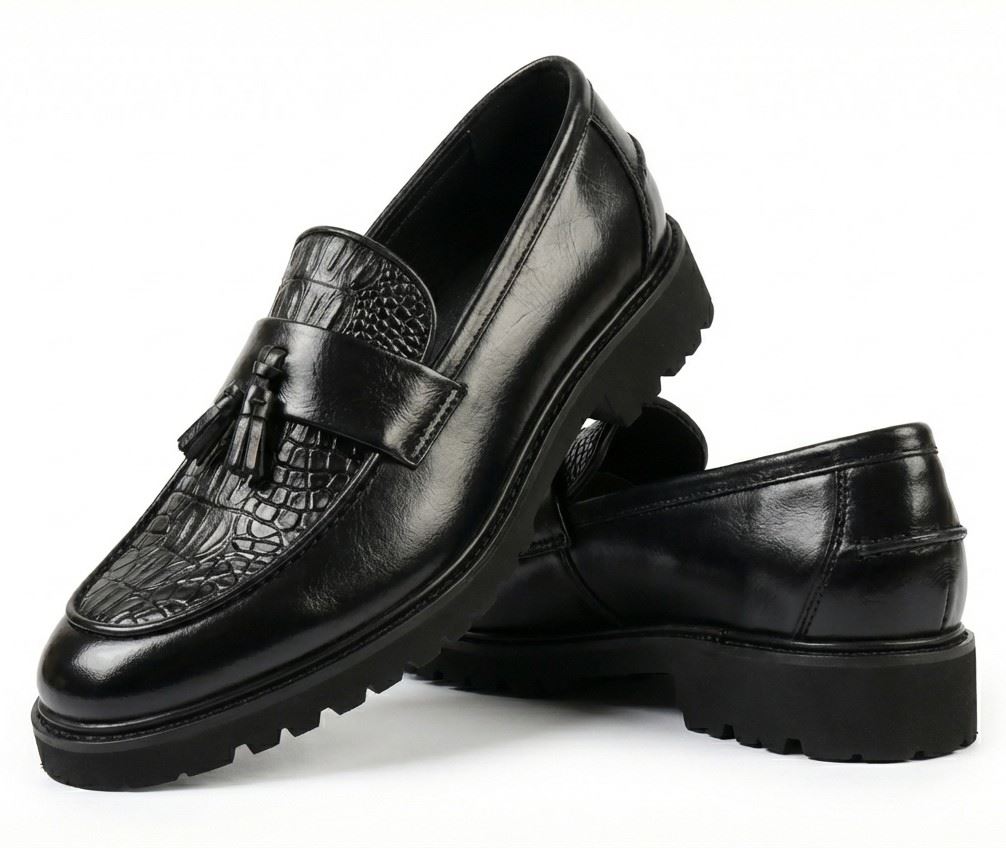 Men’s PU Leather Tassel Loafers Non-Slip Lug Sole Textured Moc-Toe Slip-On Shoes