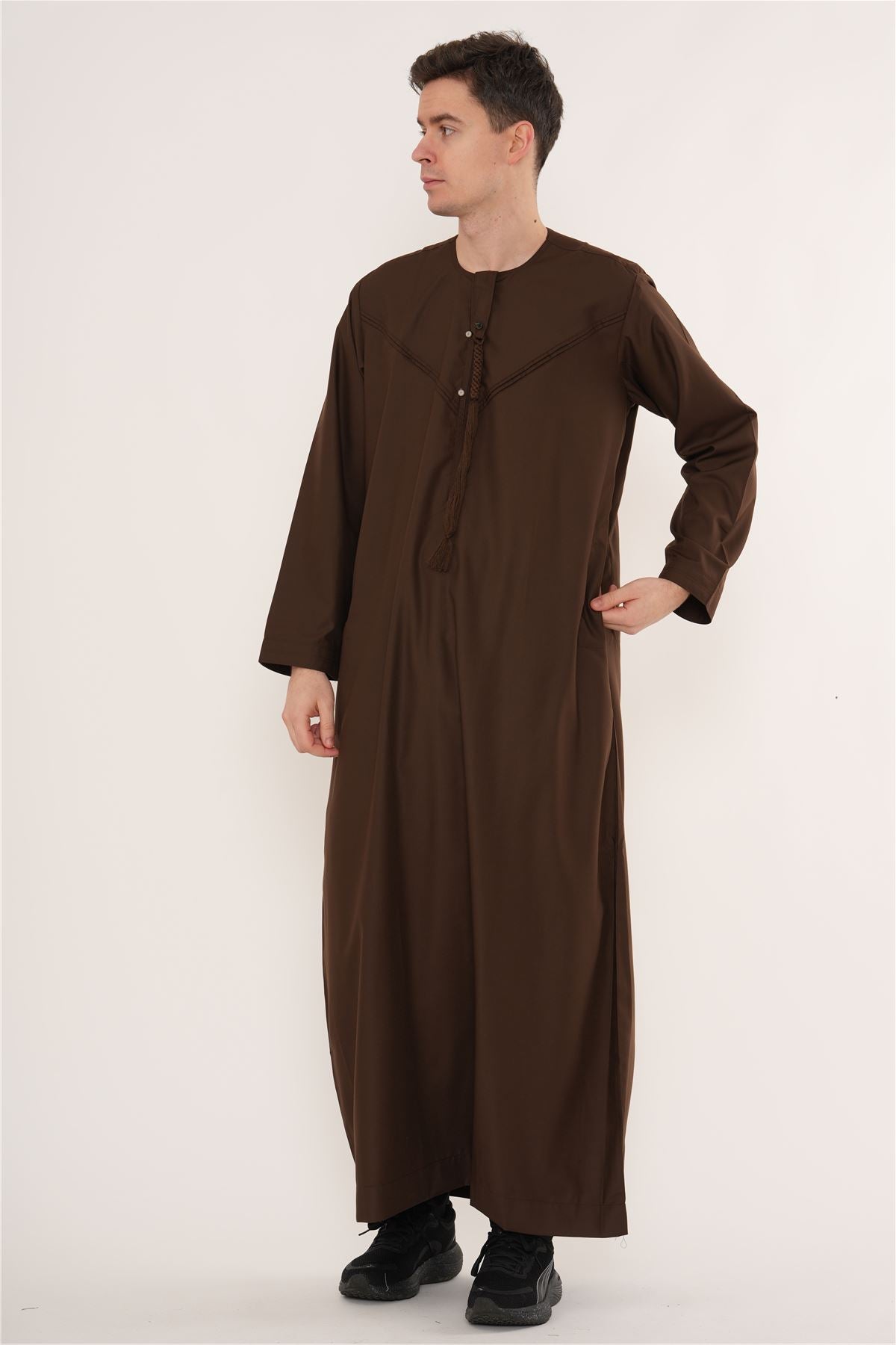 HM11 - Men's Emirati Omani Bobble Button Thobe