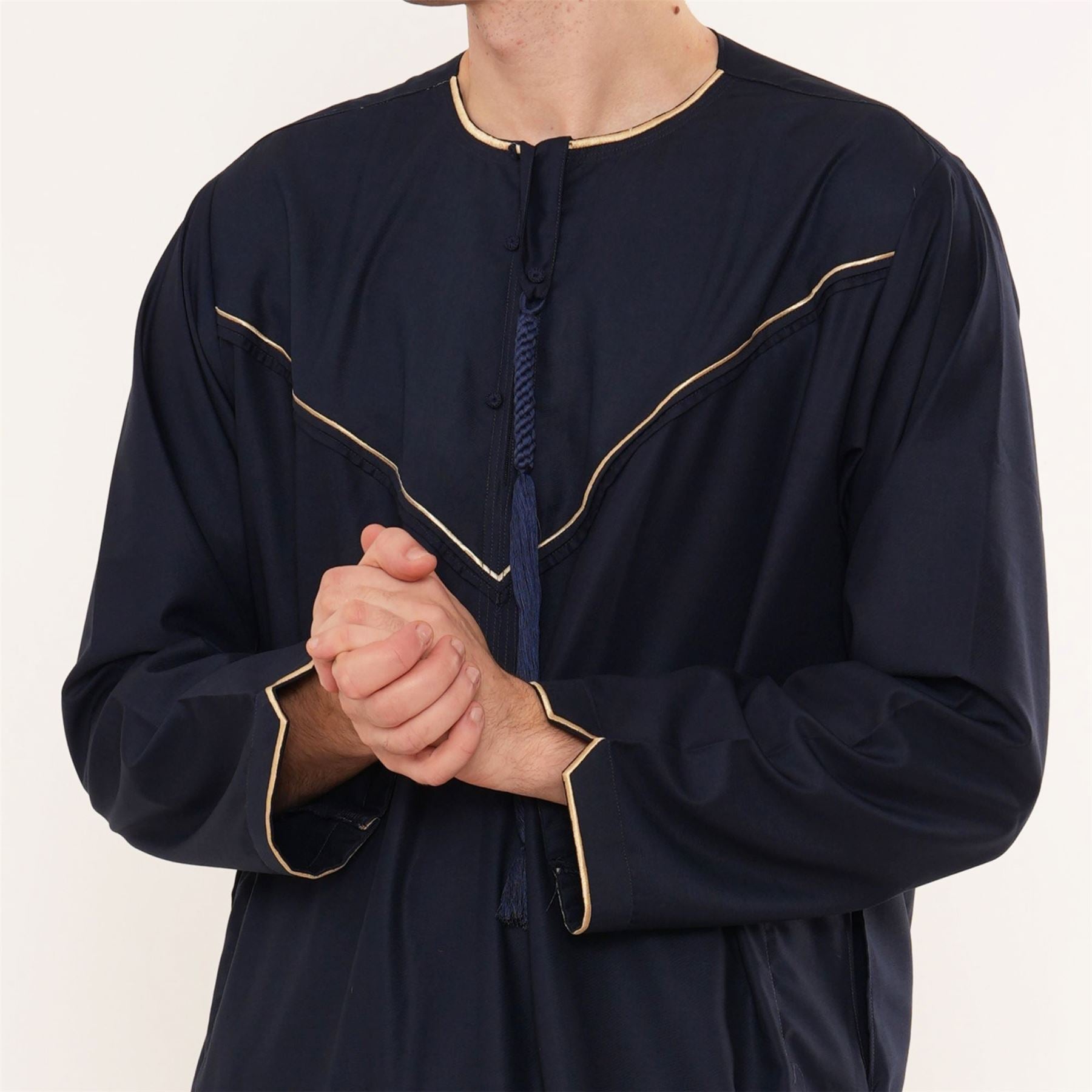 TT-007 - Men's Emirati Omani Gold Embroidery Thobe