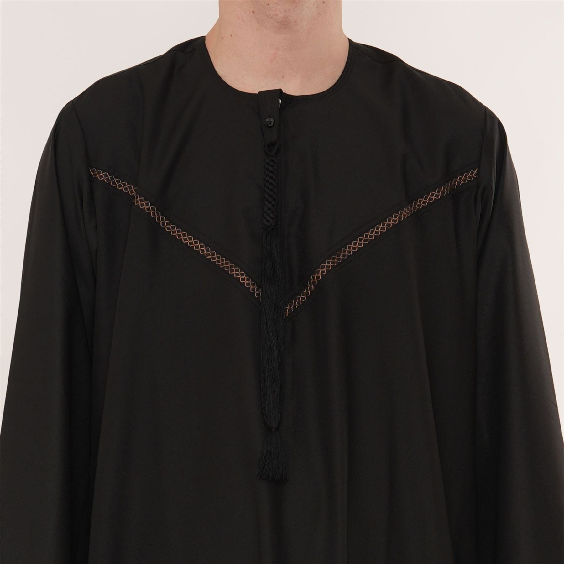 HM10 - Men's  Emirati Omani Zipped Embroidery Thobe