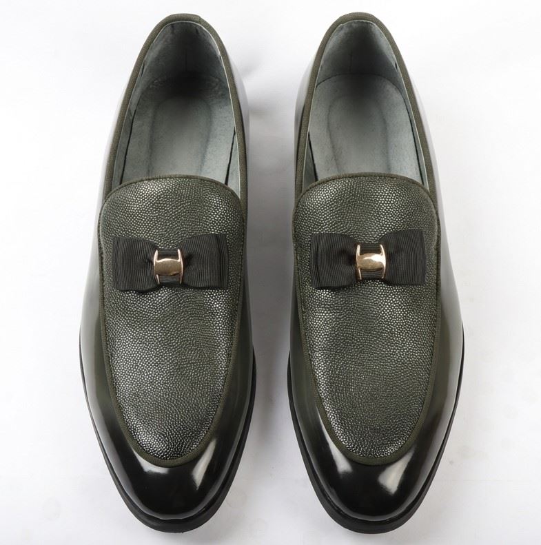Men’s Formal Dress Loafers Patent PU Leather Textured Front Iconic Buckle Bow Modern Slip-On Shoes