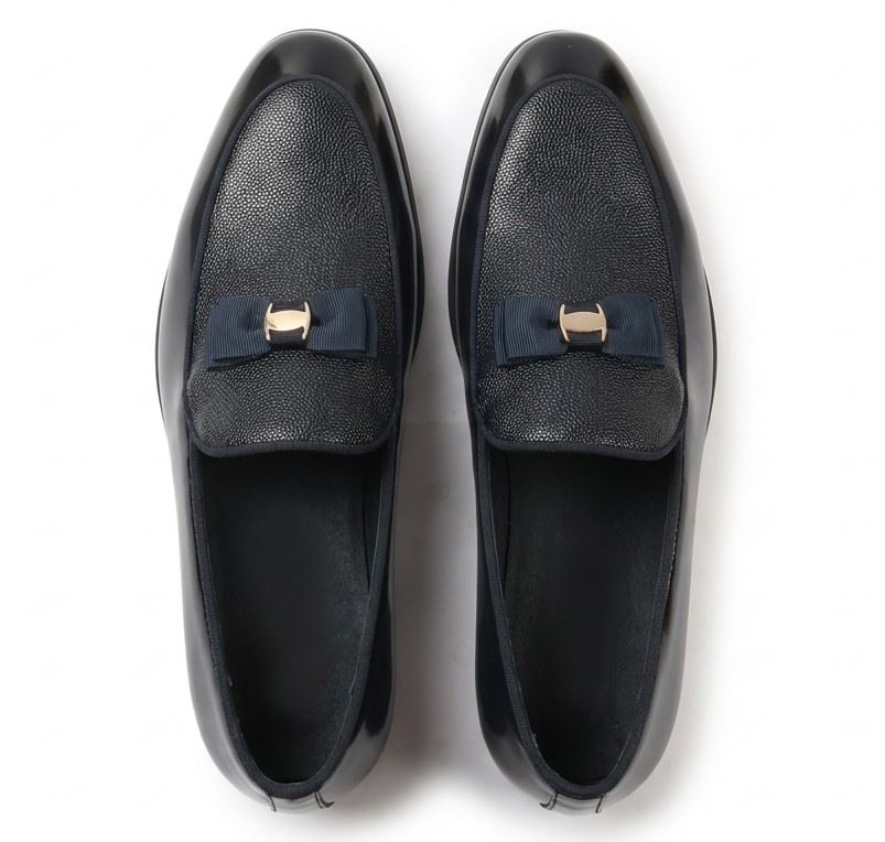 Men’s Formal Dress Loafers Patent PU Leather Textured Front Iconic Buckle Bow Modern Slip-On Shoes