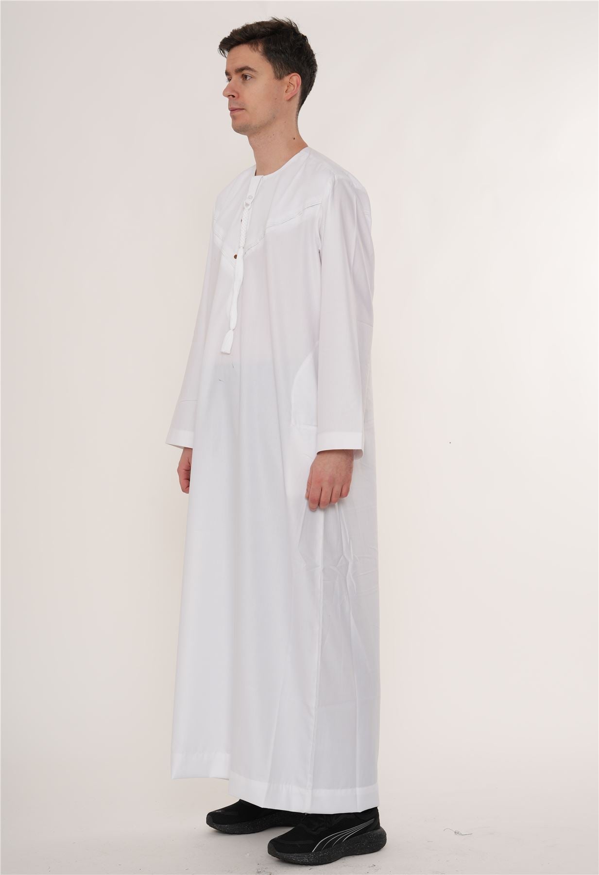 HM11 - Men's Emirati Omani Bobble Button Thobe