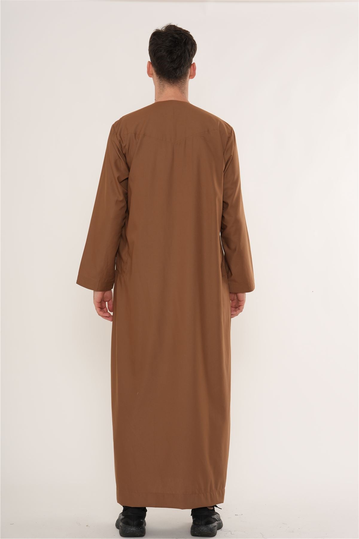 HM11 - Men's Emirati Omani Bobble Button Thobe