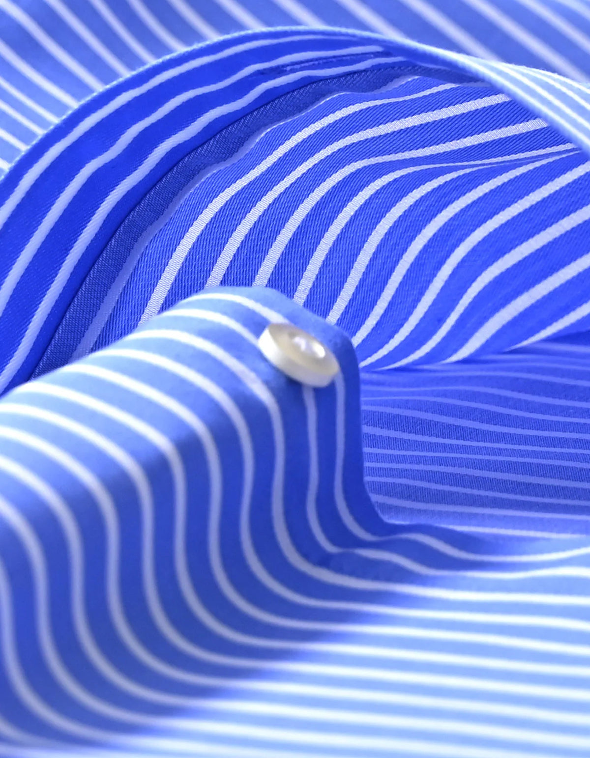 Men's Contrast Collar Striped Sky Formal Shirt