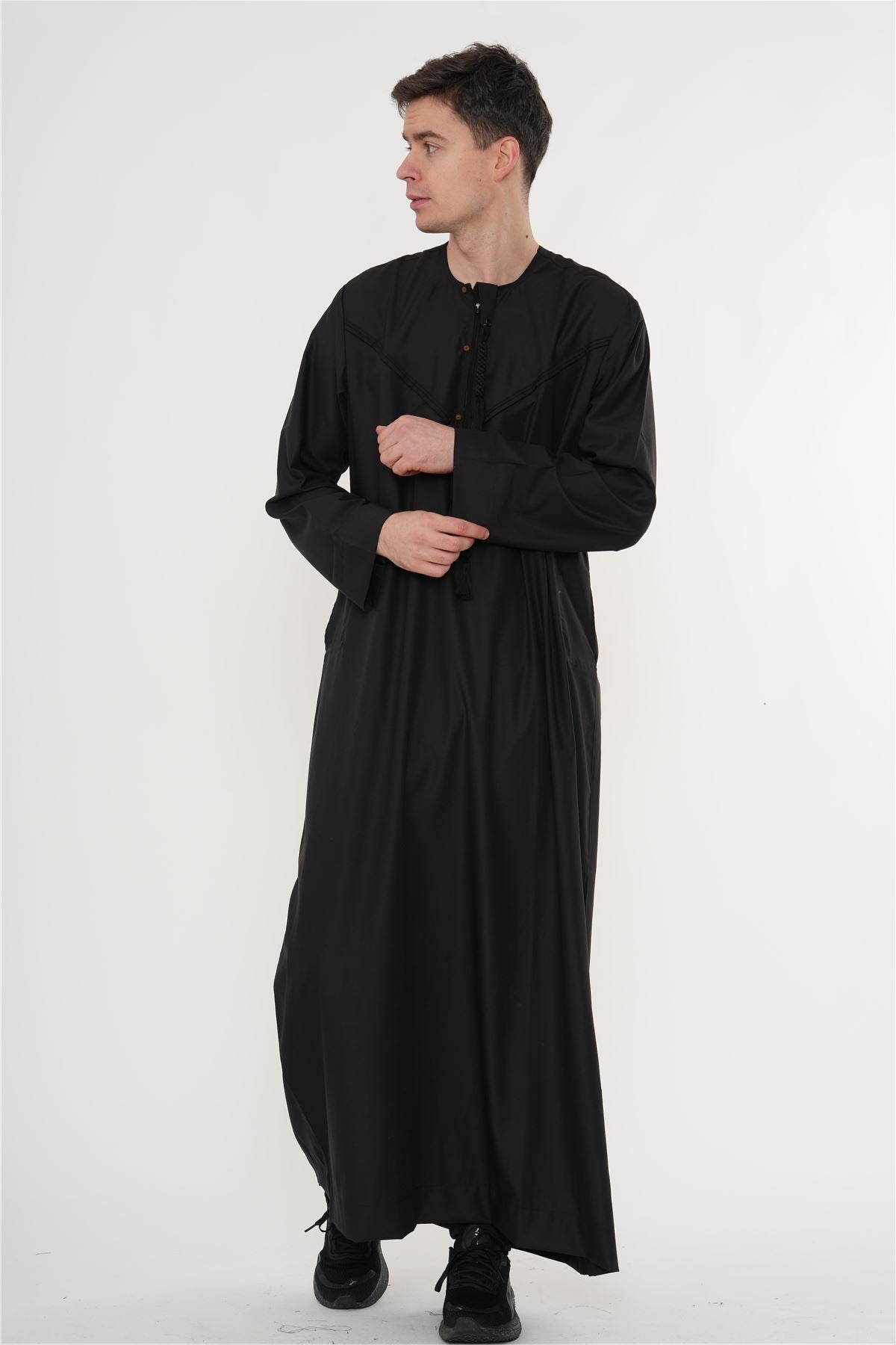 HM11 - Men's Emirati Omani Bobble Button Thobe