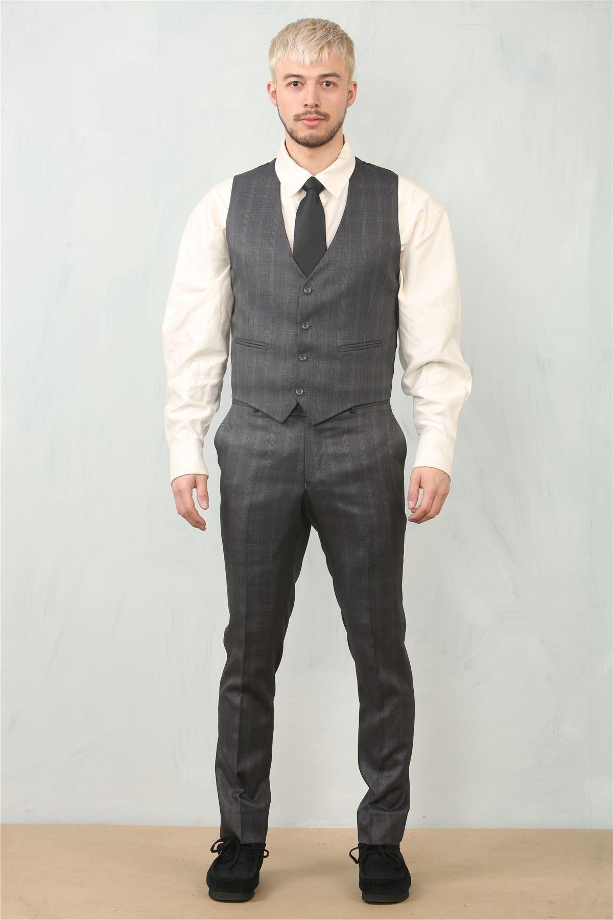 IM31 - Men's Charcoal 3 Piece Prince Of Wales Check Suit