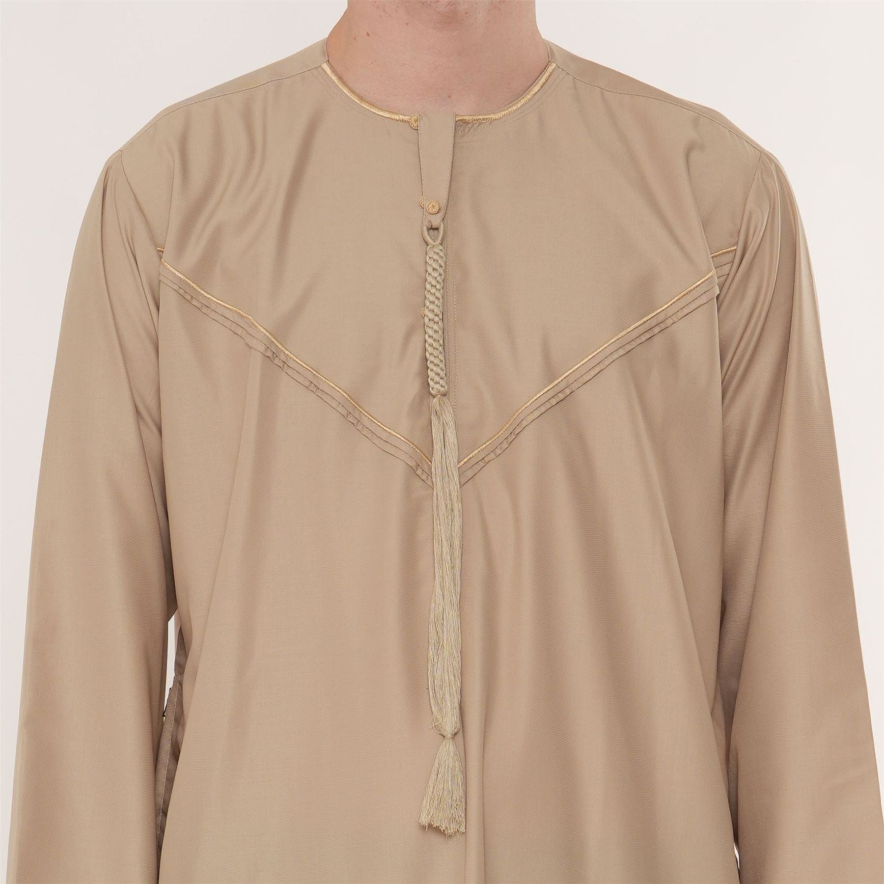 TT-007 - Men's Emirati Omani Gold Embroidery Thobe