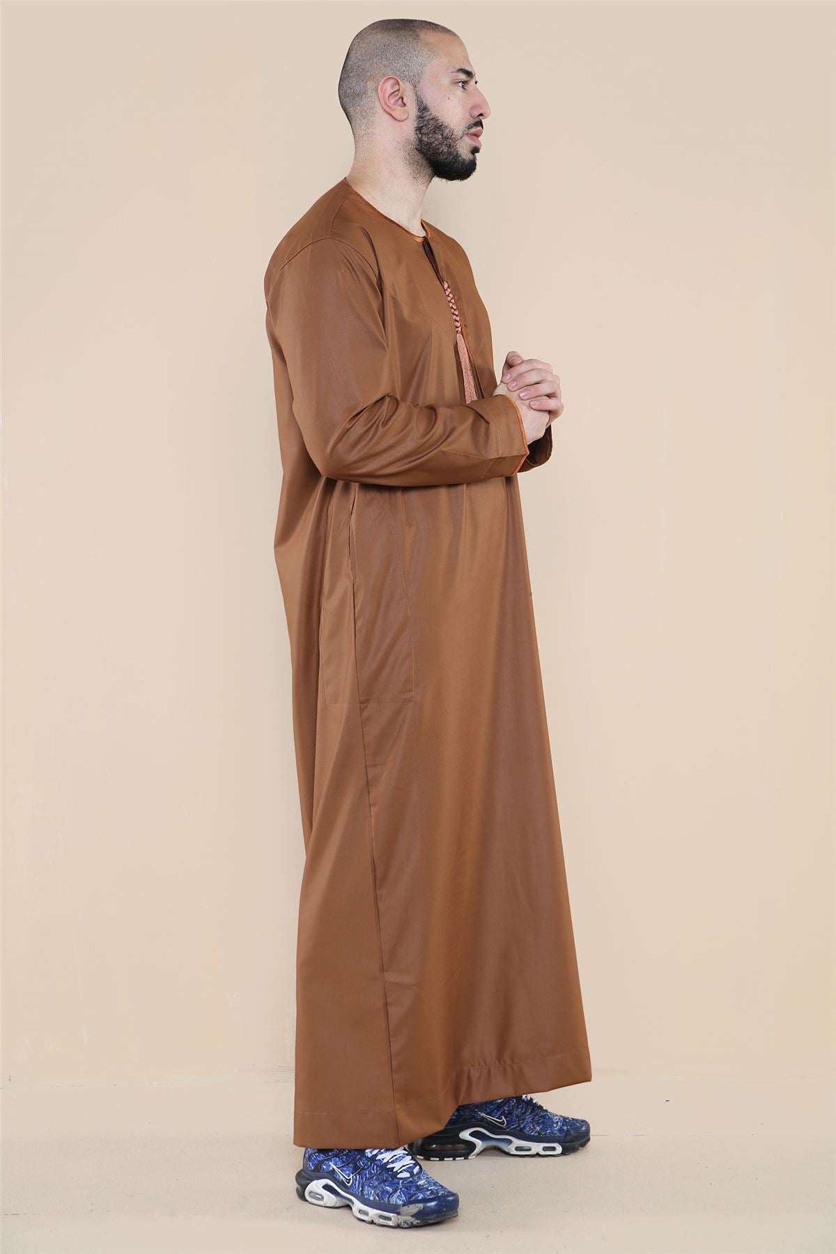 Mens Thobe Jubba Islamic Clothing Muslim Kaftan Emirati Omani Robe Arab Tassel