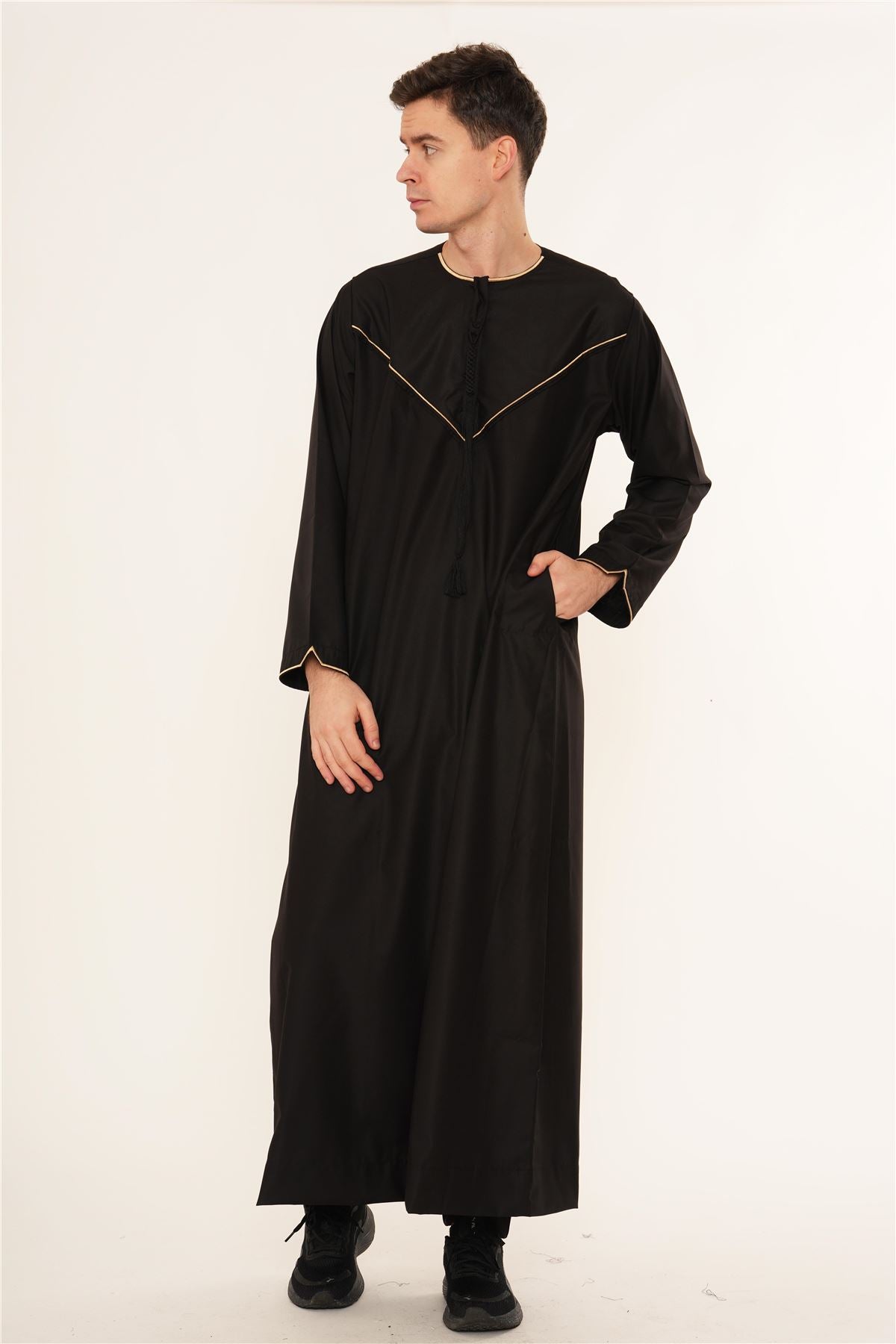 TT-007 - Men's Emirati Omani Gold Embroidery Thobe