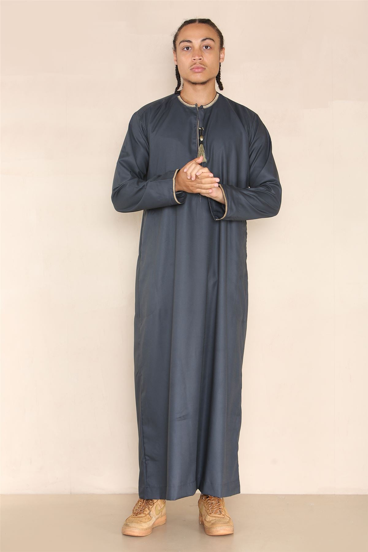 Mens Emirati Omani Thobe Jubba Islamic Clothing Muslim Kaftan Eid Robe Arab String Tassel
