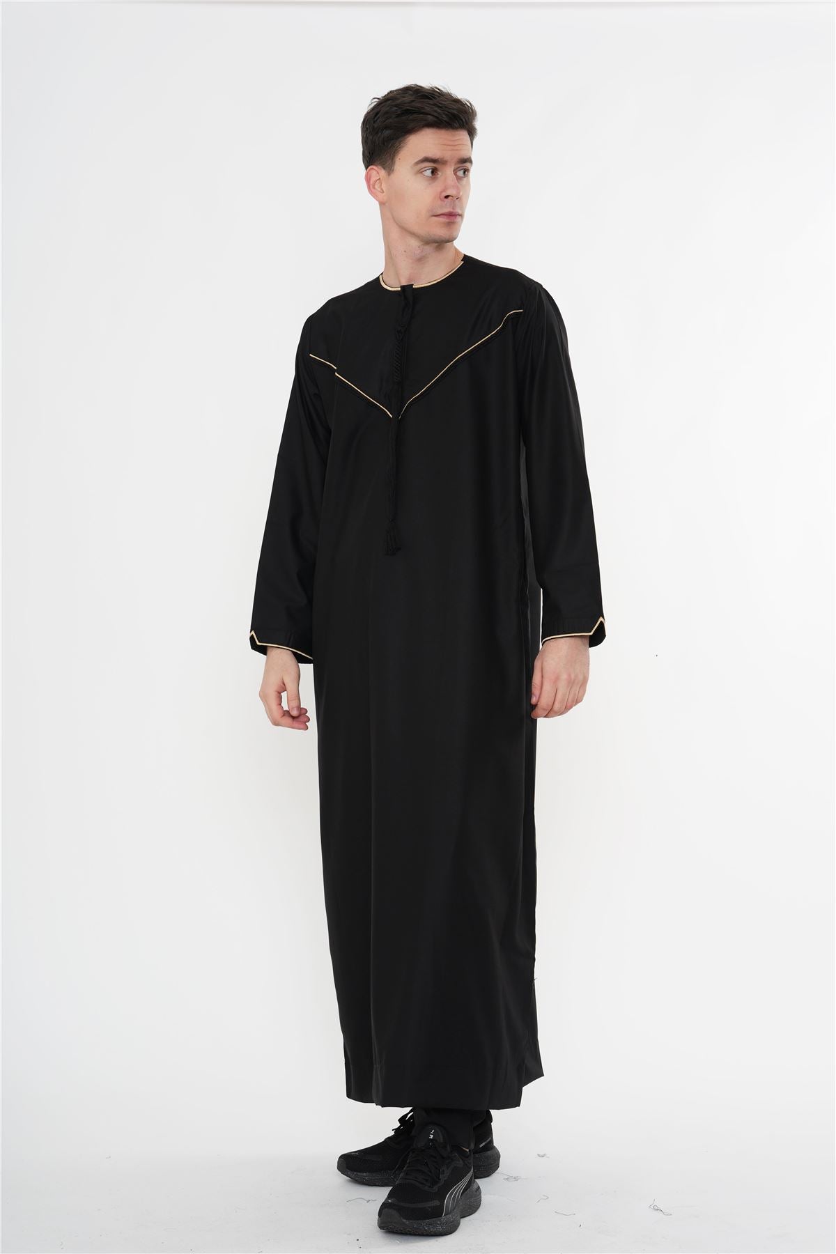 TT-007 - Men's Emirati Omani Gold Embroidery Thobe