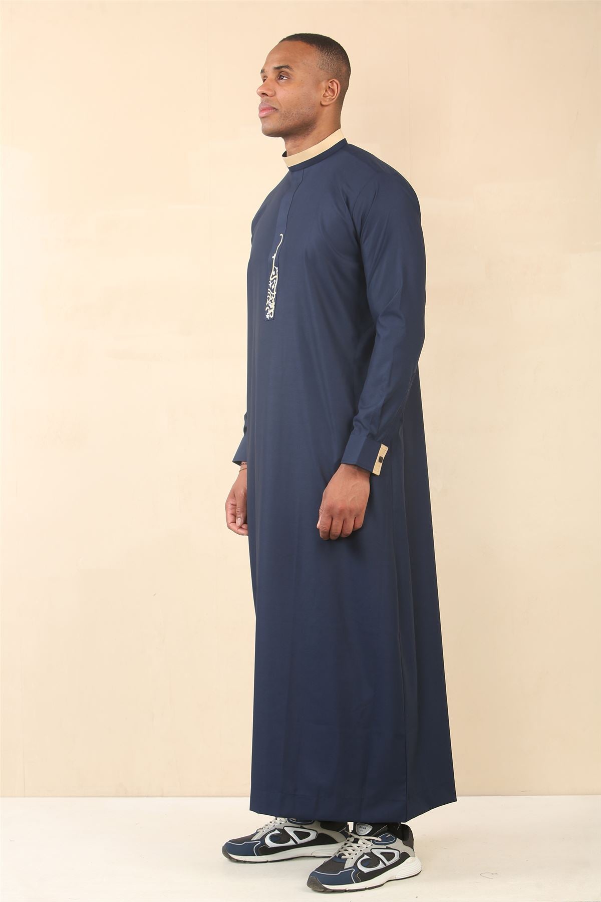 Men's Thobe Jubba Nehru Round Collar Islamic Clothing Muslim Kaftan Embroidery Eid Robe Saudi