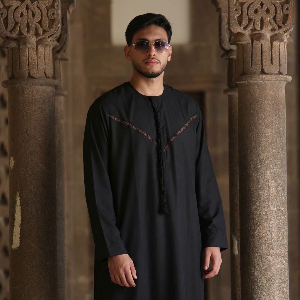 HM10 - Men's  Emirati Omani Zipped Embroidery Thobe