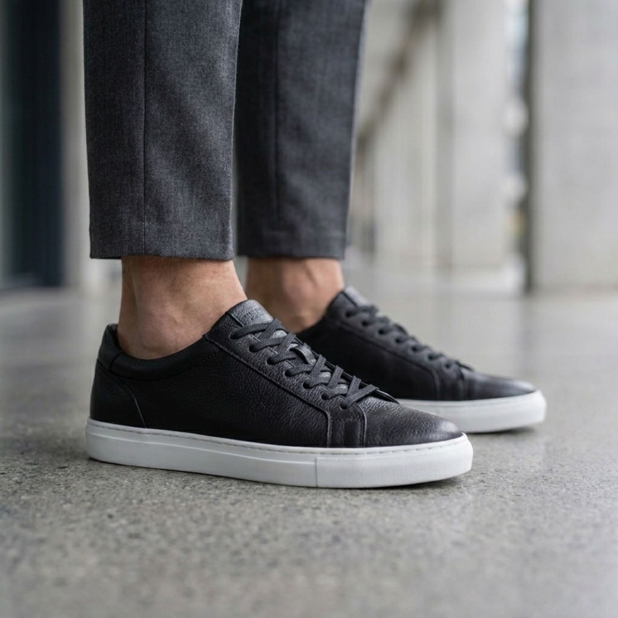 Men’s Black Leather Trainer Lace-Up Casual Sneakers