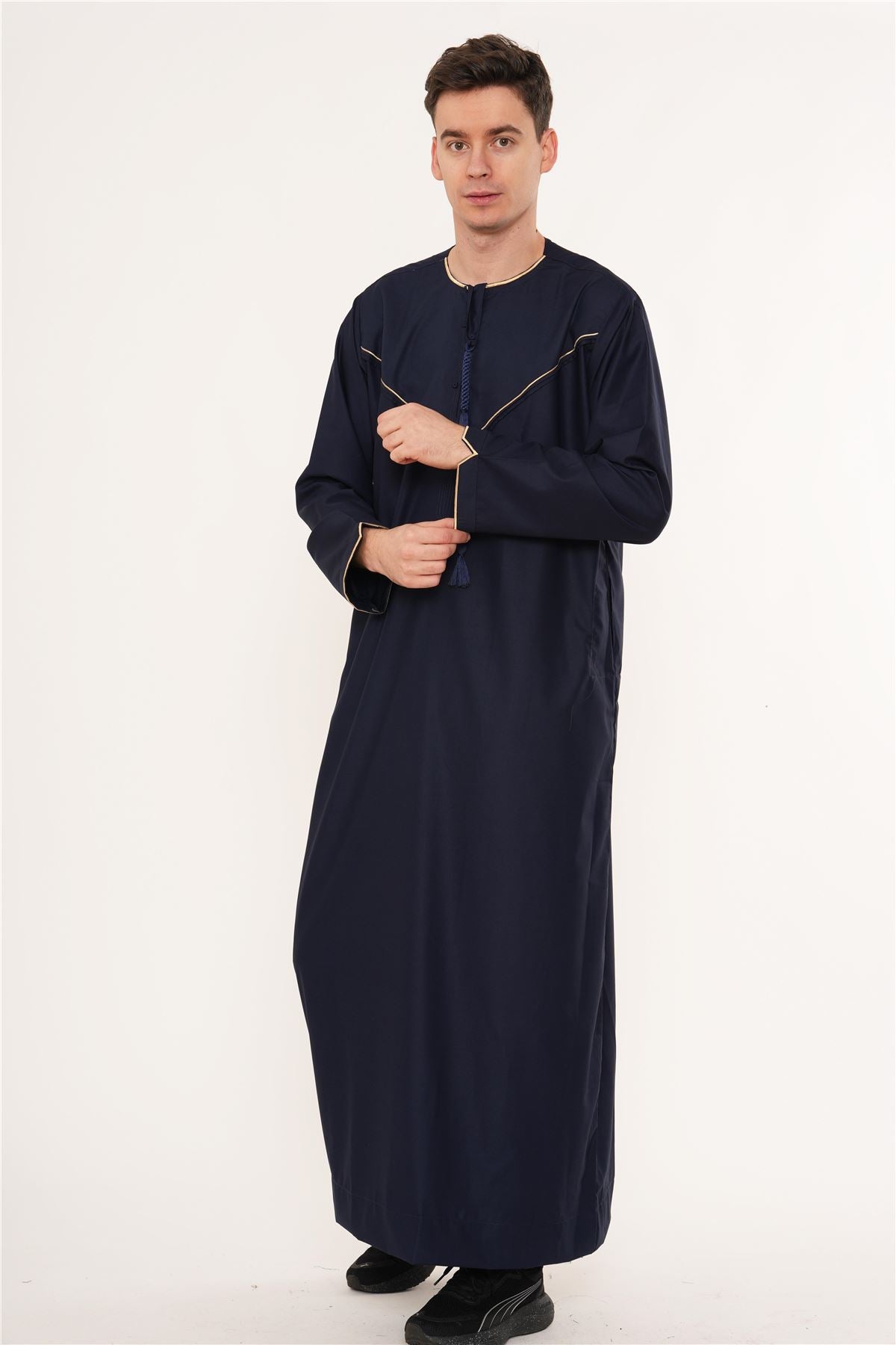 TT-007 - Men's Emirati Omani Gold Embroidery Thobe