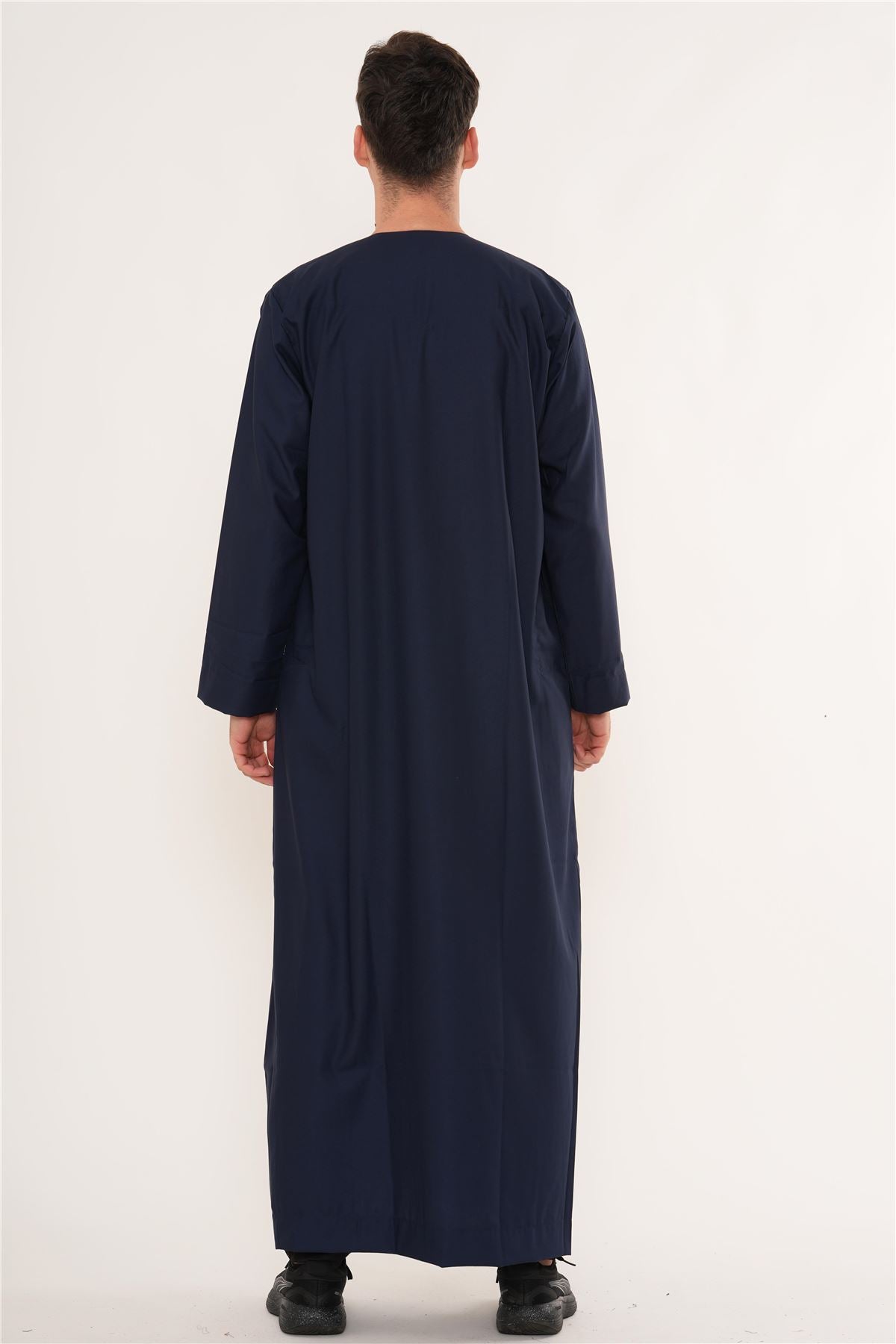 HM10 - Men's  Emirati Omani Zipped Embroidery Thobe