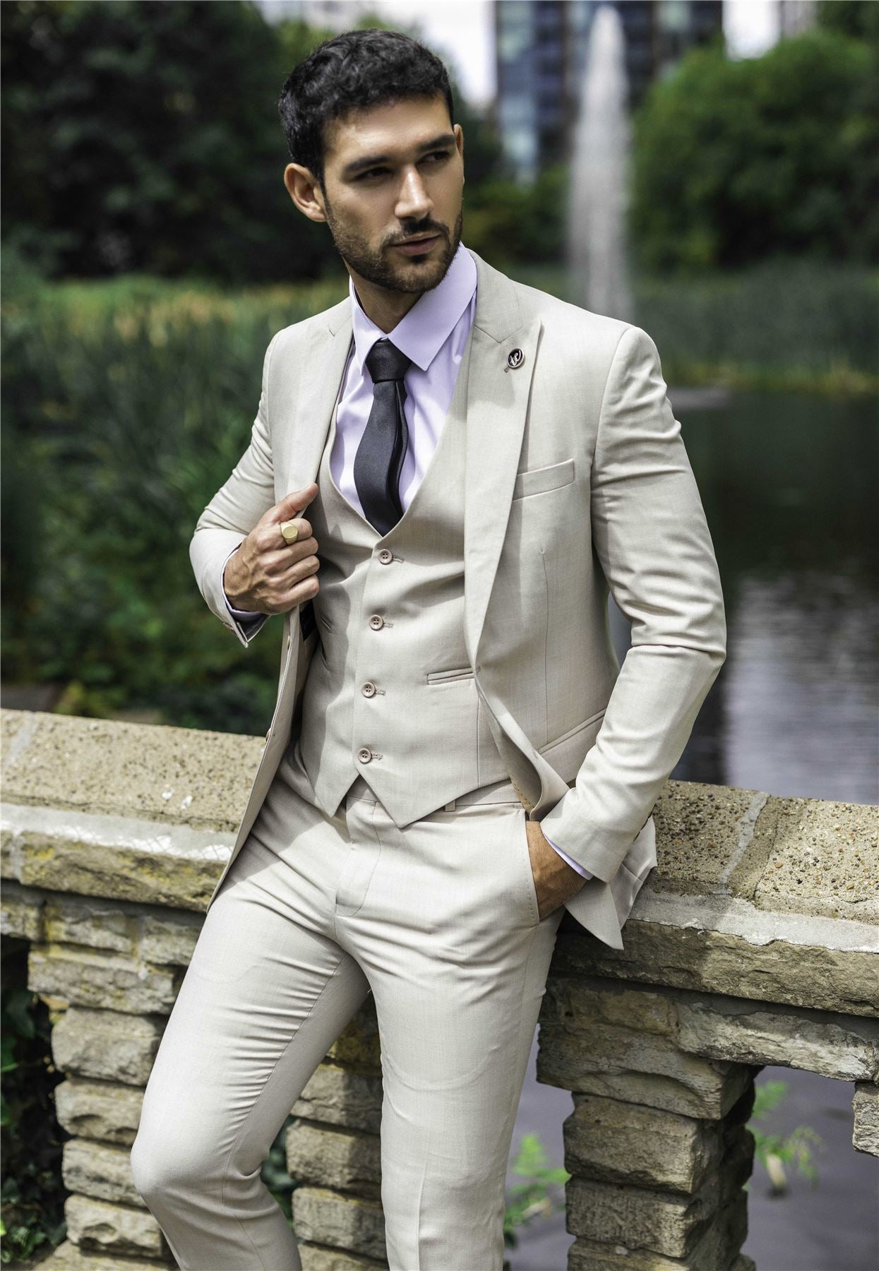 IM1 - Men's Classic Plain Cream 3 Piece Suit