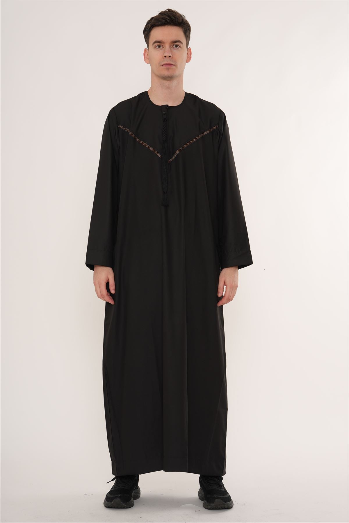 HM10 - Men's  Emirati Omani Zipped Embroidery Thobe