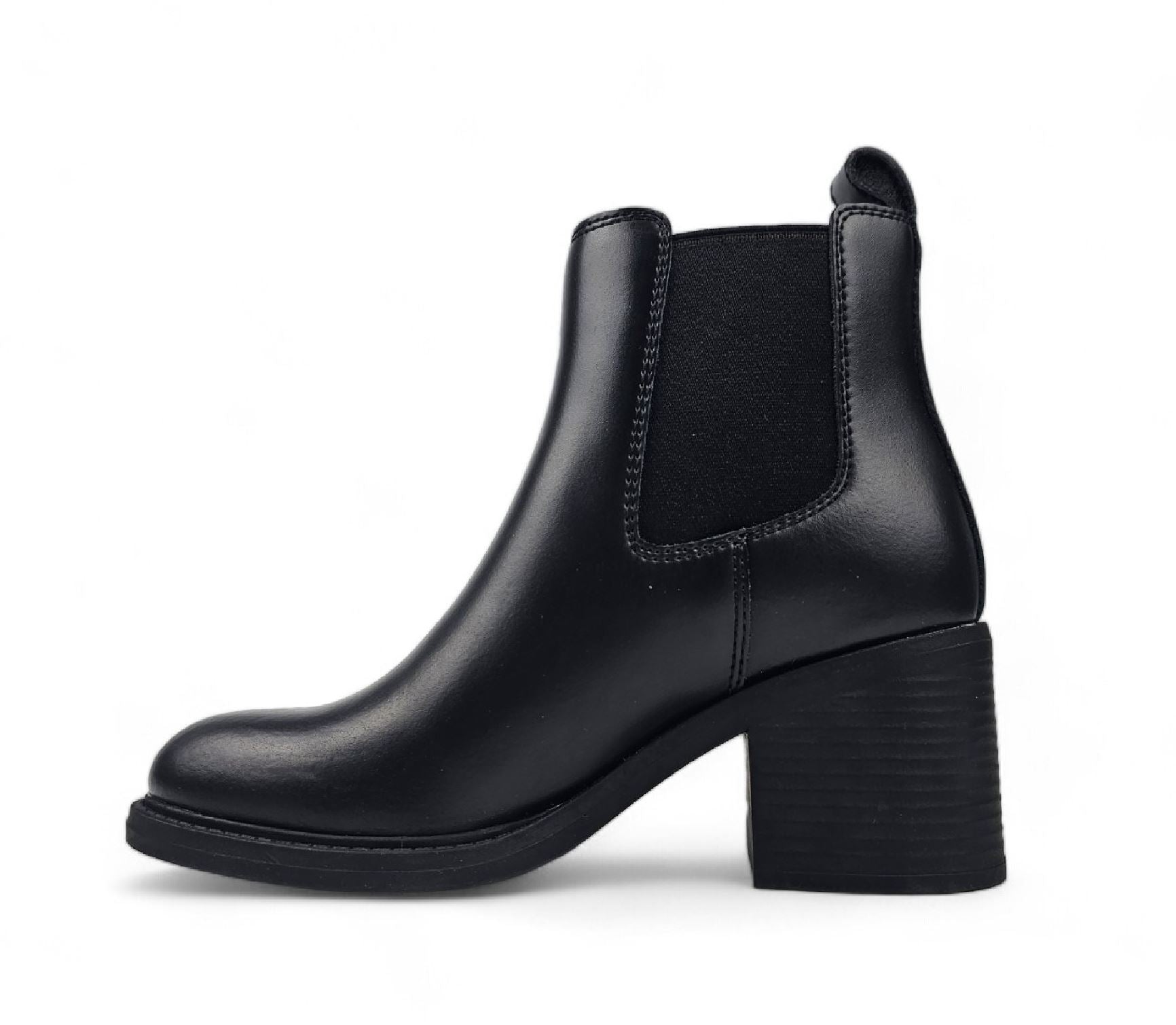 Varsity - Women's Block Heel Leather Chelsea Boots
