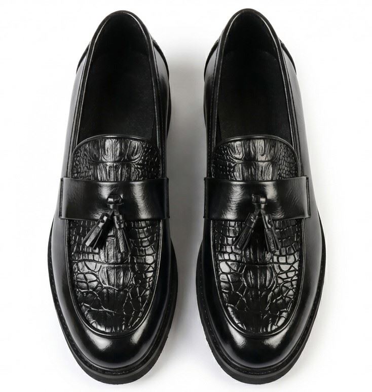 Men’s PU Leather Tassel Loafers Non-Slip Lug Sole Textured Moc-Toe Slip-On Shoes