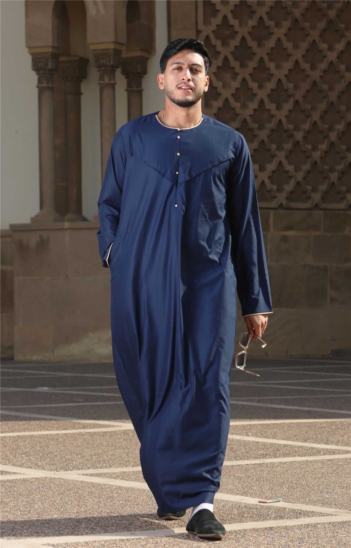 Men's Thobe Emirati Omani Jubba Islamic Clothing Muslim Kaftan Eid Robe Arab Gold Embroidery