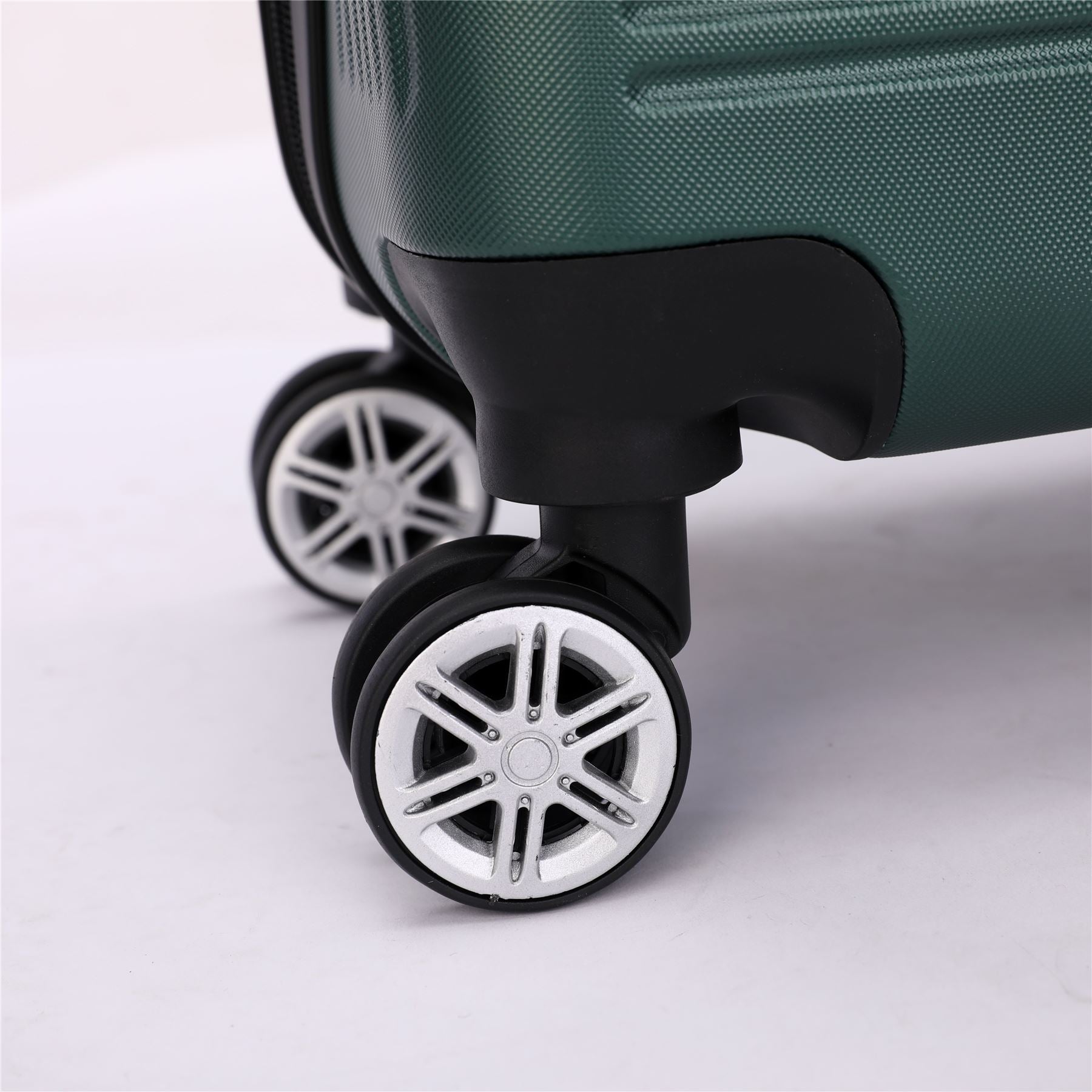 Hard Shell Classic 4-Wheel Luggage Suitcase Set