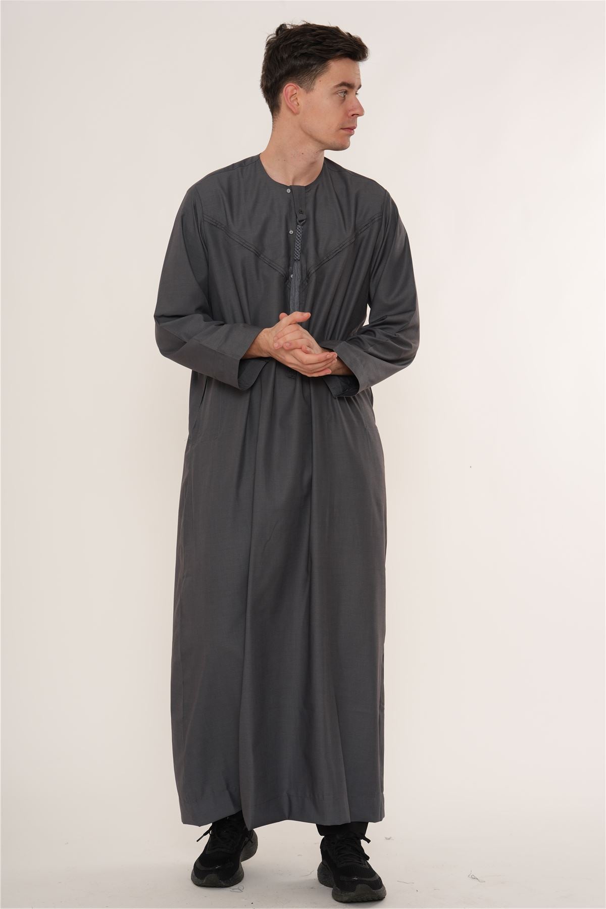 HM11 - Men's Emirati Omani Bobble Button Thobe