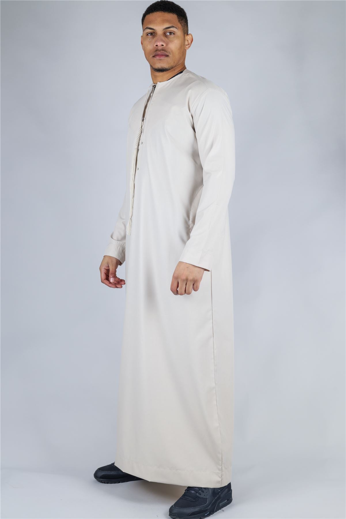 Men's Thobe Emirati Omani Jubba Islamic Clothing Muslim Kaftan Eid Robe Arab String Tassel