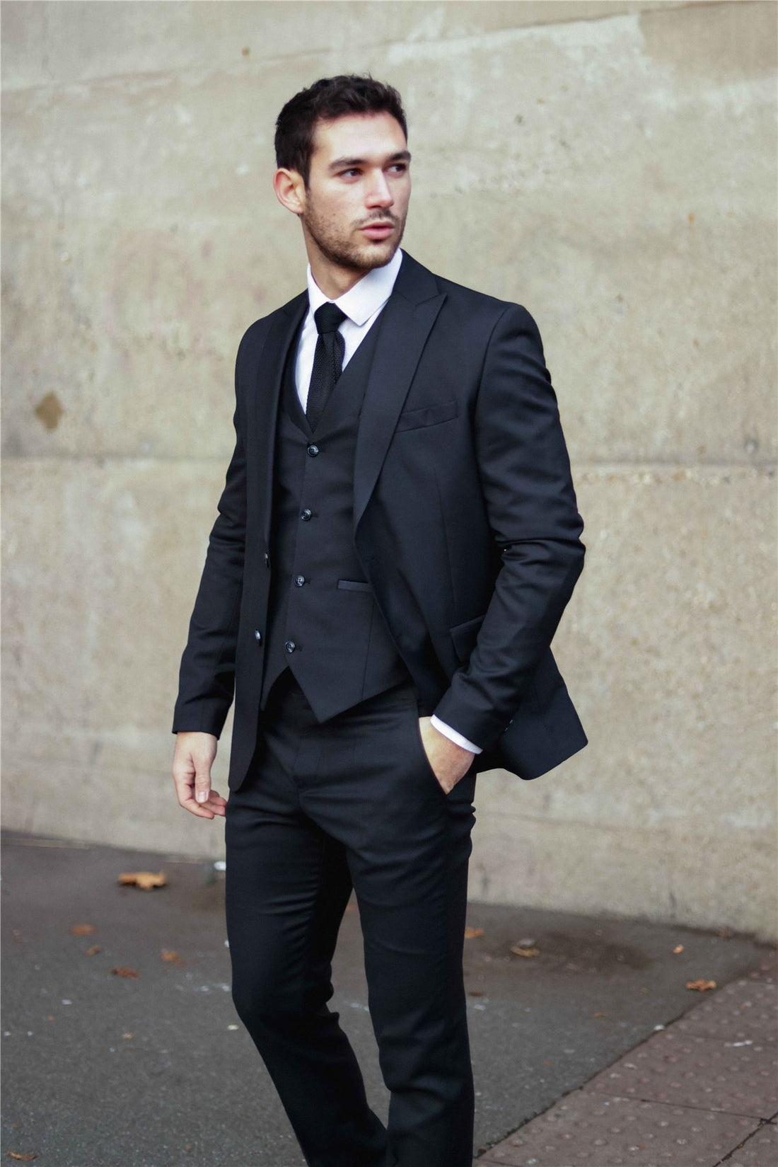 Men's Classic Black Suit 3 Piece Tailored Fit Vintage Office Funeral Security Waiter Wedding