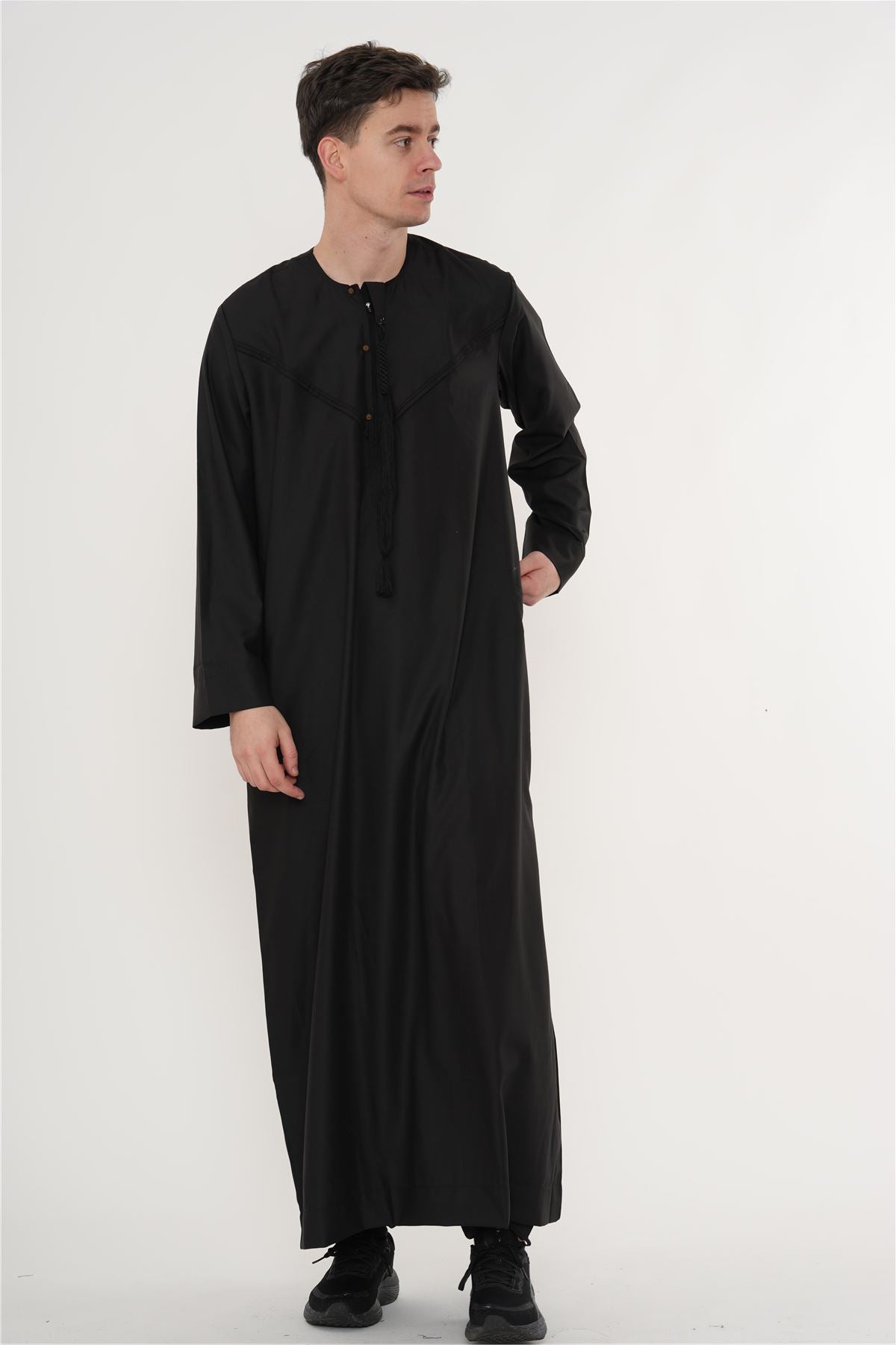 HM11 - Men's Emirati Omani Bobble Button Thobe