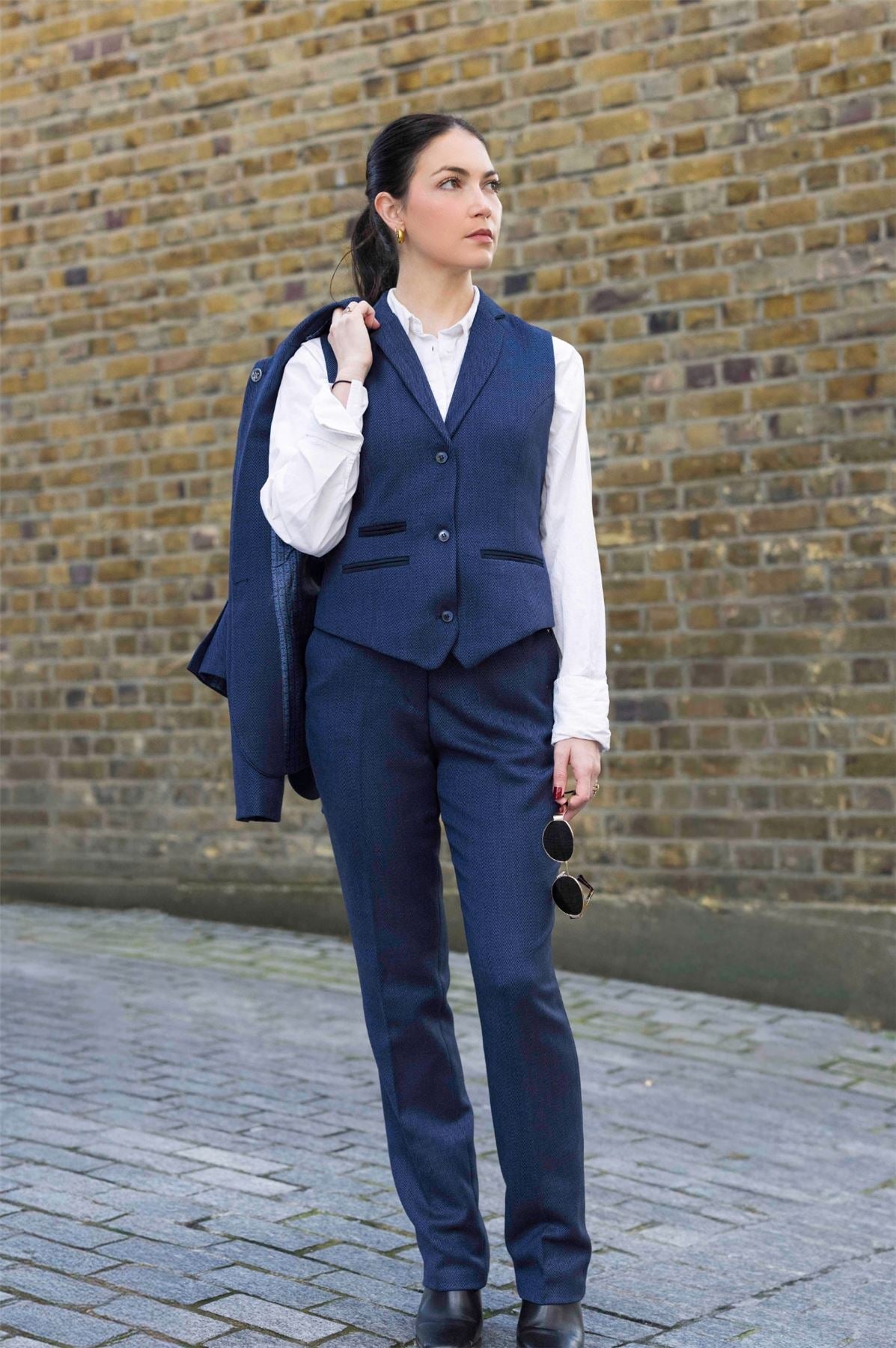 TPW-AK-04 - Women's Navy 3 Piece Herringbone Tweed Suit