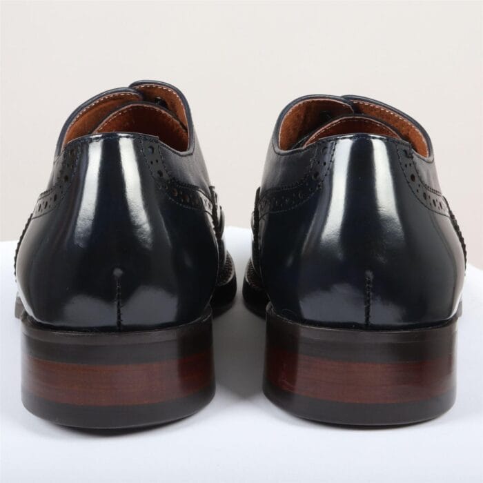 Scarpe da uomo in pelle verniciata blu navy con lacci, stile brogue, eleganti e formali - Knighthood Store