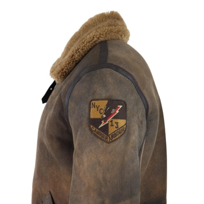 Chaqueta de aviador de piel de oveja auténtica marrón desgastada para hombre, clásica de invierno con cremallera y pelo de camello - Knighthood Store